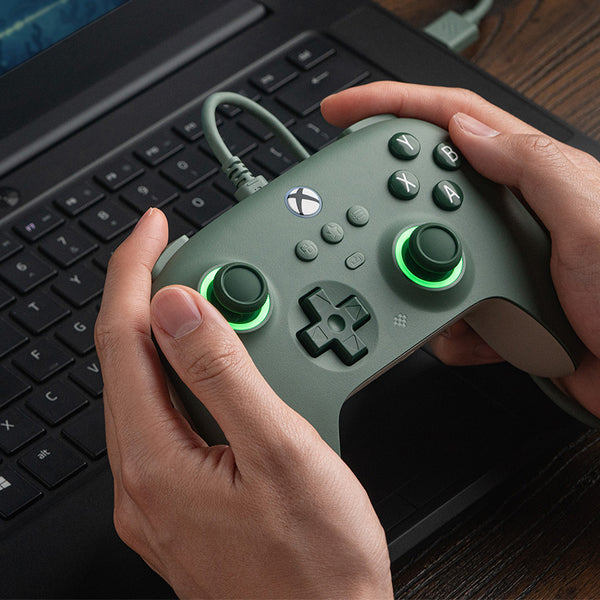 8BitDo Ultimate C Kablolu Oyun Kolu – Dark Green (Xbox)