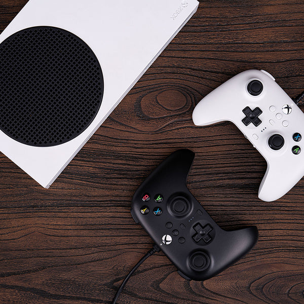 8BitDo Ultimate Kablolu Oyun Kolu – Siyah (Xbox, Hall Effect Joystick)